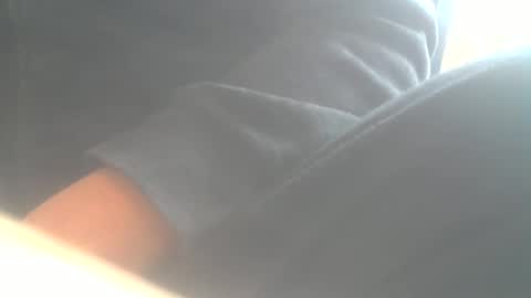 Snapshot of hannes_k chatting on February 11, 10:15 am hannes_k online show from February 11, 10:15 am