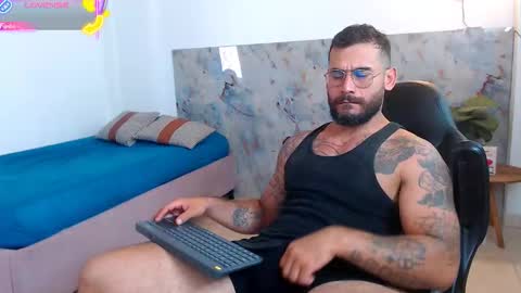 hanz_col online show from October 23, 6:11 pm