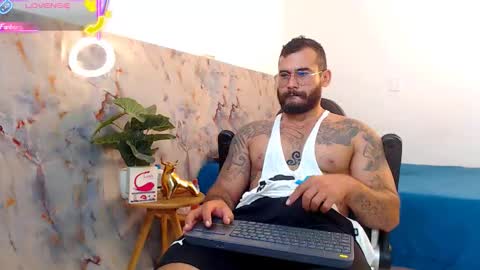 hanz_col online show from September 18, 1:02 pm