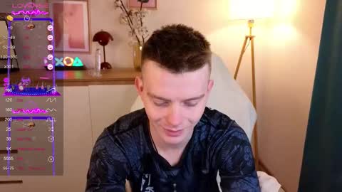 Snapshot of happy_de1mos chatting on October 2, 7:40 pm Jack online show from October 2, 7:40 pm