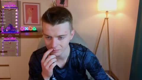 Snapshot of happy_de1mos chatting on September 26, 8:06 pm Jack online show from September 26, 8:06 pm