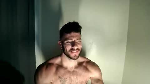 Leila online show from February 24, 8:53 pm