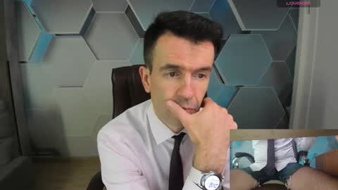 Steve online show from February 6, 9:28 am