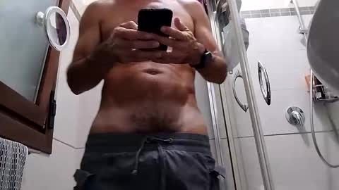 hardcumpleasure online show from September 30, 8:01 pm