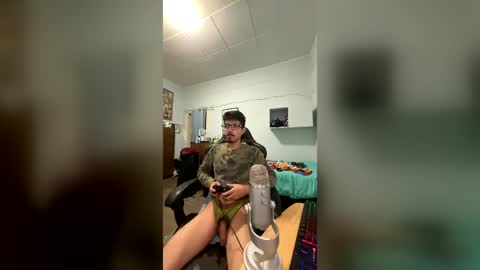 harddmikee online show from June 20, 8:36 pm