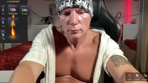 Snapshot of hardmattsteel chatting on September 13, 11:39 pm MATTSTEEL - ITALIAN STALLION online show from September 13, 11:39 pm