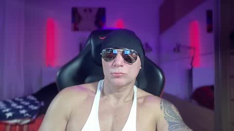 Snapshot of hardmattsteel chatting on February 13, 10:43 pm MATTSTEEL - ITALIAN STALLION online show from February 13, 10:43 pm