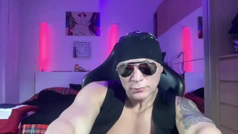 Snapshot of hardmattsteel chatting on February 3, 1:30 am MATTSTEEL - ITALIAN STALLION online show from February 3, 1:30 am