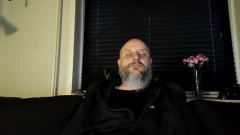 MrLazy online show from April 13, 6:08 pm