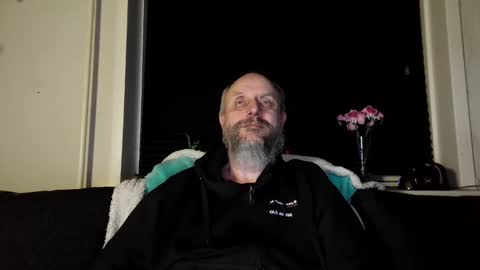 MrLazy online show from March 27, 6:31 pm