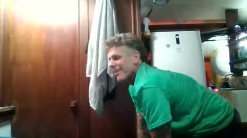 Snapshot of hardnthick791 chatting on February 10, 12:41 am hardnthick online show from February 10, 12:41 am