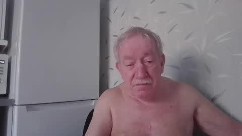 hardon4u123456789 online show from November 13, 9:47 am