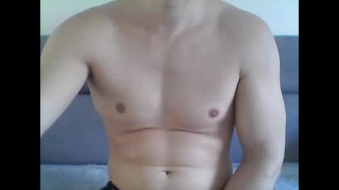 Snapshot of hardwanker75 chatting on February 17, 12:48 pm hardwanker75 online show from February 17, 12:48 pm