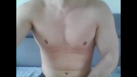 Snapshot of hardwanker75 chatting on February 28, 1:47 pm hardwanker75 online show from February 28, 1:47 pm
