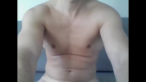 Snapshot of hardwanker75 chatting on January 9, 1:45 pm hardwanker75 online show from January 9, 1:45 pm