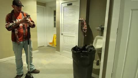 hardworkertn online show from January 14, 2:27 am