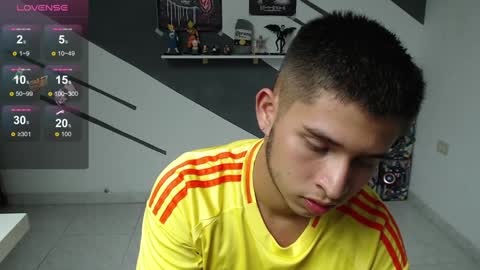 harold_18_ online show from December 18, 6:46 pm