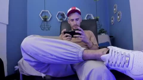 harold_999 online show from June 27, 1:19 am