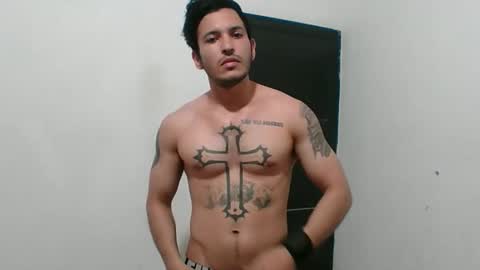 Snapshot of haroldsepulveda chatting on September 17, 3:07 am BOY HOT online show from September 17, 3:07 am