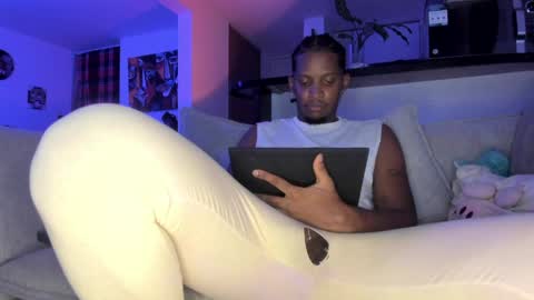 Harry  online show from April 9, 2:42 am