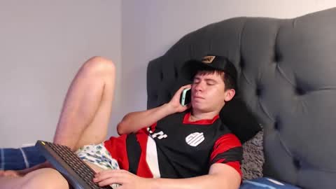 Sebastian online show from October 25, 4:52 pm