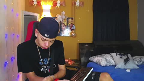 Snapshot of harry_jhonsonn chatting on December 26, 12:25 am Harry online show from December 26, 12:25 am