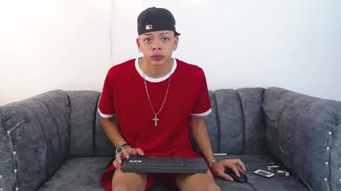 Snapshot of harry_jhonsonn chatting on February 7, 9:37 pm Harry online show from February 7, 9:37 pm