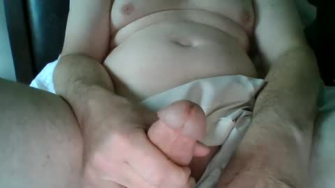 Snapshot of harry_pecker chatting on September 25, 1:32 pm harry_pecker online show from September 25, 1:32 pm