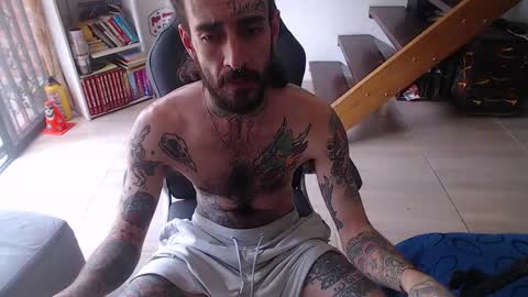 Snapshot of harry_reems_ chatting on December 31, 6:46 pm OMAR online show from December 31, 6:46 pm