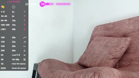 Snapshot of harry_ryanli chatting on December 8, 6:43 am harry_ryanli online show from December 8, 6:43 am