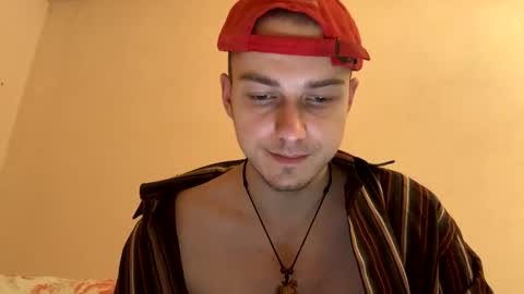 dee online show from December 14, 11:12 pm