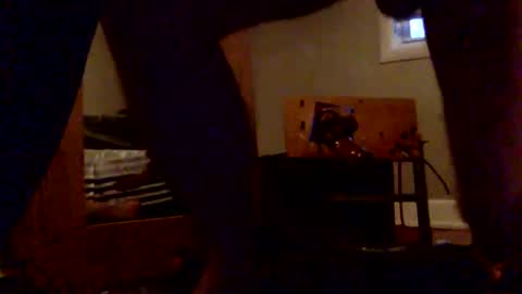 Snapshot of havingfun103 chatting on December 23, 9:40 pm havingfun103 online show from December 23, 9:40 pm