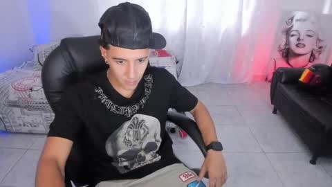 Hayen Boy online show from October 9, 2:00 pm