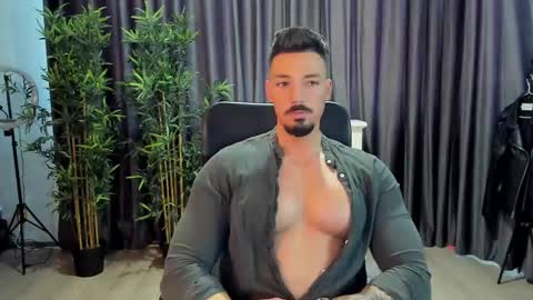 Snapshot of haydenspears chatting on February 22, 7:56 am HaydenSpears online show from February 22, 7:56 am