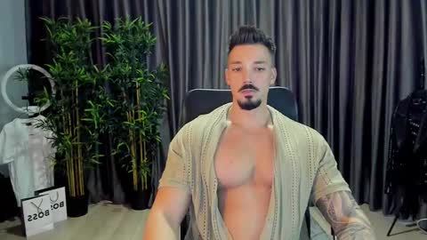 Snapshot of haydenspears chatting on October 4, 7:13 am HaydenSpears online show from October 4, 7:13 am