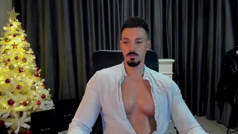 Snapshot of haydenspears chatting on December 28, 7:44 am HaydenSpears online show from December 28, 7:44 am