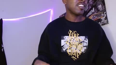 hazlan_420 online show from February 8, 7:07 pm