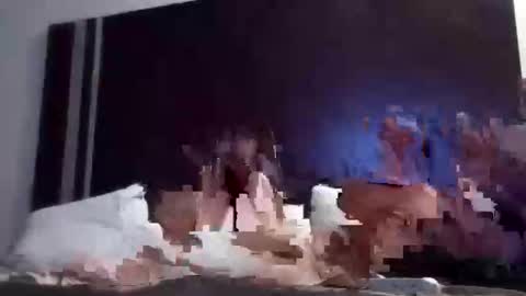 Cloudznpointzsex online show from September 20, 11:32 am