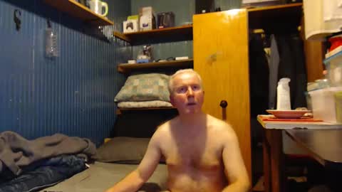 Snapshot of hedonista67 chatting on March 10, 6:34 pm hedonista67 online show from March 10, 6:34 pm