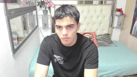 heiker_ online show from September 15, 10:38 am