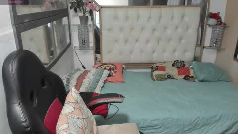 heiker_ online show from September 21, 12:55 am