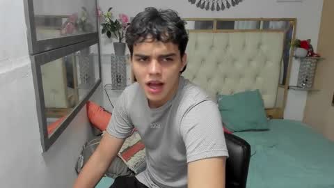 heiker_ online show from October 8, 3:11 am