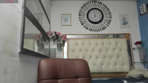 heiker_ online show from March 11, 2:43 am