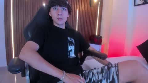 helios_obscuro online show from October 15, 3:47 am