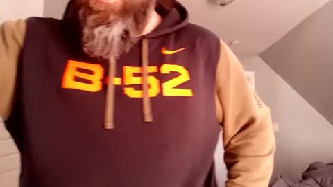 helpmecum1033 online show from March 4, 6:59 pm