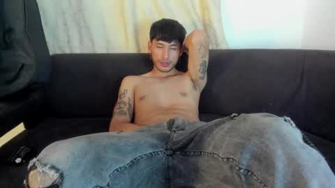 Snapshot of henrik_senn chatting on September 28, 11:14 pm henrik_senn online show from September 28, 11:14 pm