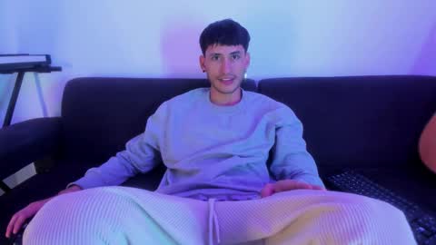 henrik_senn online show from January 11, 11:14 am