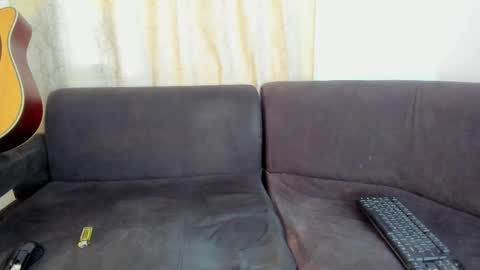 Snapshot of henrik_senn chatting on September 24, 7:45 pm henrik_senn online show from September 24, 7:45 pm
