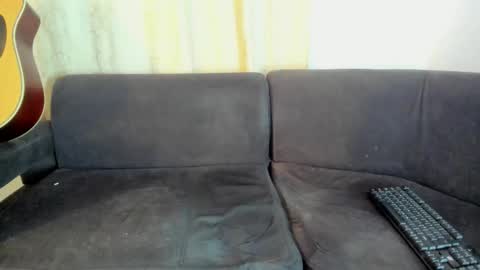 Snapshot of henrik_senn chatting on September 25, 10:41 pm henrik_senn online show from September 25, 10:41 pm
