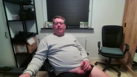 henrikrp1971 online show from February 18, 10:07 pm